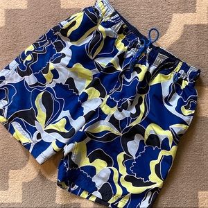 4/$15 • L A N D S E N D • Men’s Bathing Suit